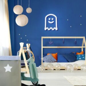 ciepłe światło nocnej lampki w dziecięcym pokoju - zamów Neon na zamówienie duszek