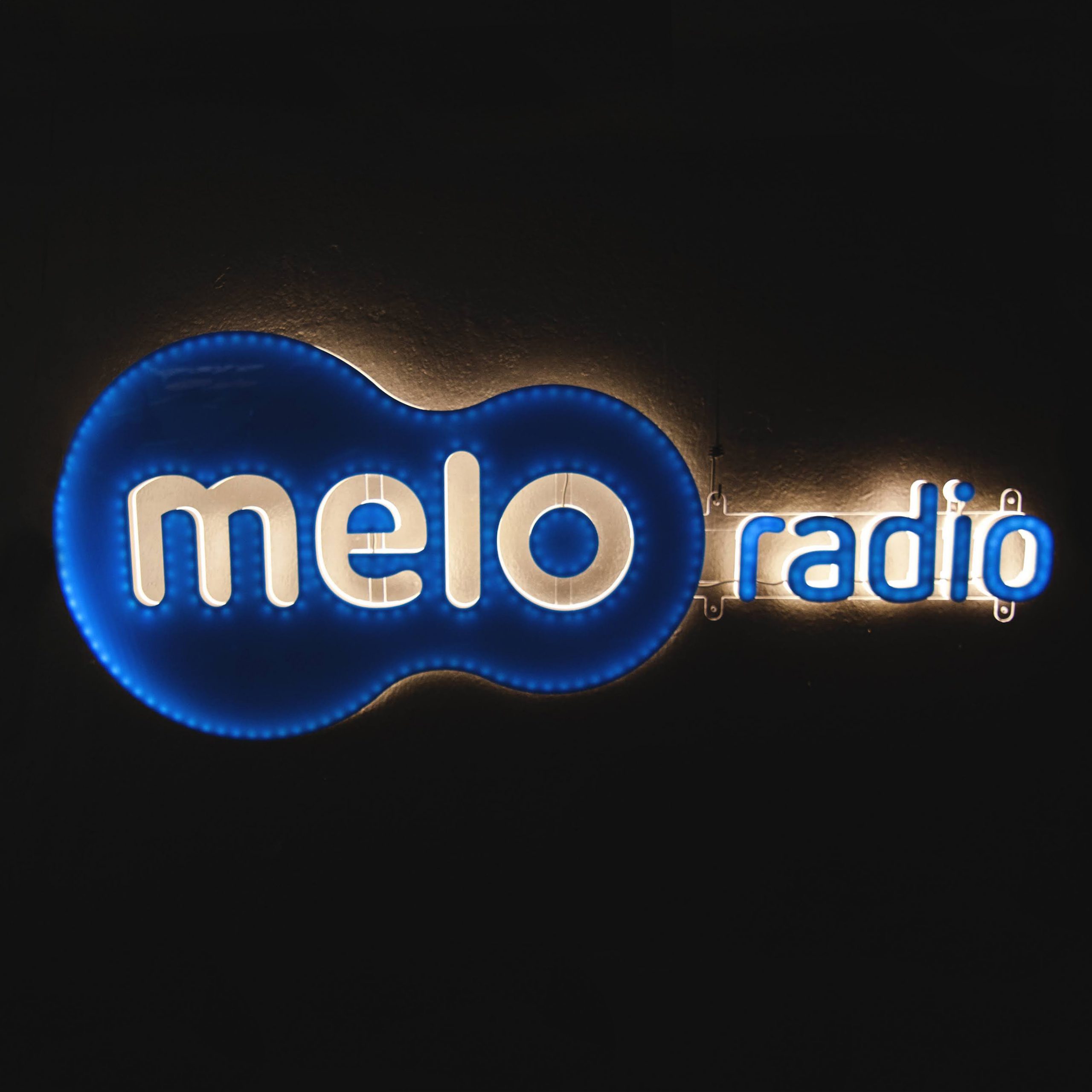 Neon logo do radia melo radio