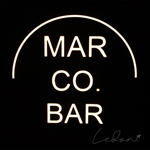 Napis neonowy Mar Co Bar