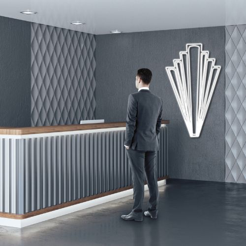 Trendy w projektowaniu wnętrz hotelowych - Dekoracja ścienna do recepcji hotelu